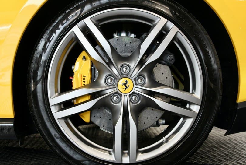 Ferrari Portofino The Supercar Rooms (34)