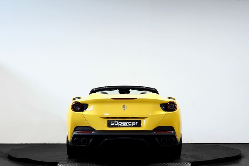 Ferrari Portofino The Supercar Rooms (4)