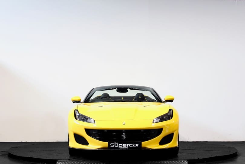 Ferrari Portofino The Supercar Rooms (8)