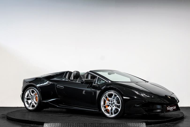 Lamborghini Huaracan Spyder Lp580 2 The Supercar Rooms (1)