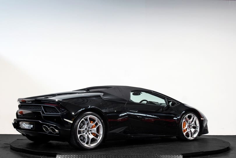 Lamborghini Huaracan Spyder Lp580 2 The Supercar Rooms (11)