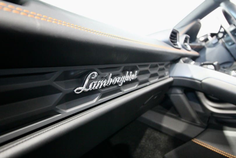 Lamborghini Huaracan Spyder Lp580 2 The Supercar Rooms (31)