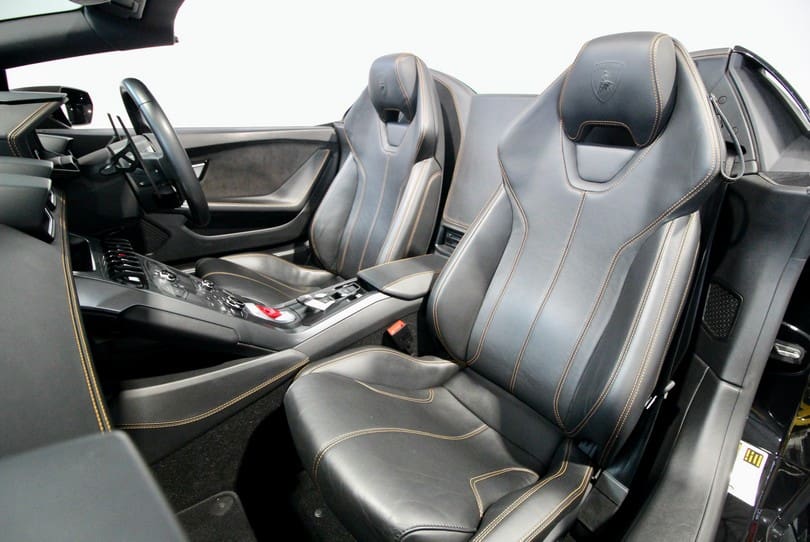 Lamborghini Huaracan Spyder Lp580 2 The Supercar Rooms (33)
