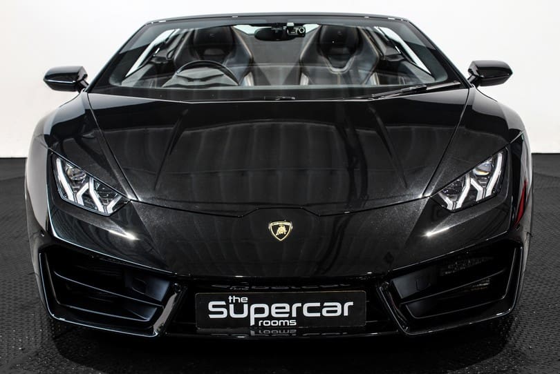 Lamborghini Huaracan Spyder Lp580 2 The Supercar Rooms (54)