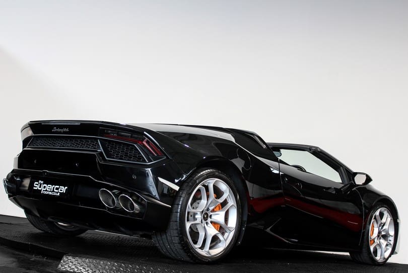 Lamborghini Huaracan Spyder Lp580 2 The Supercar Rooms (58)
