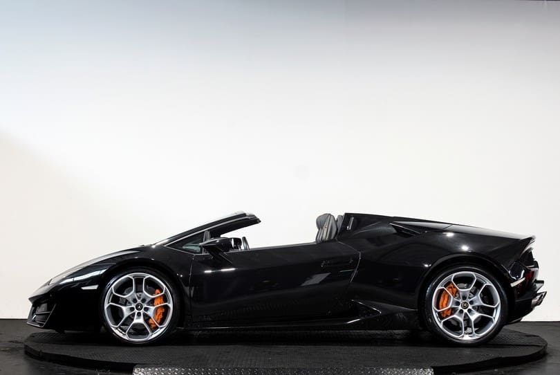 Lamborghini Huaracan Spyder Lp580 2 The Supercar Rooms (6)