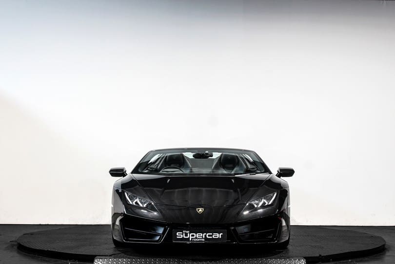 Lamborghini Huaracan Spyder Lp580 2 The Supercar Rooms (8)