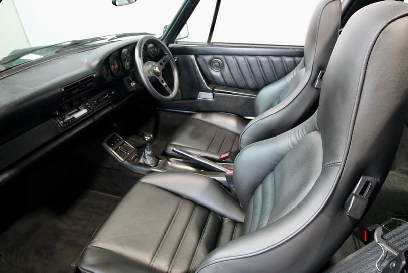 Porsche 964 Targa The Supercar Rooms (15)