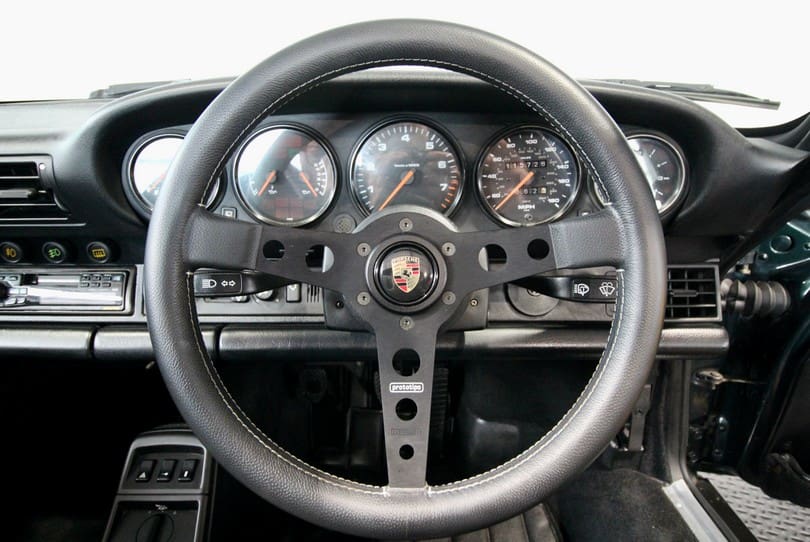 Porsche 964 Targa The Supercar Rooms (16)