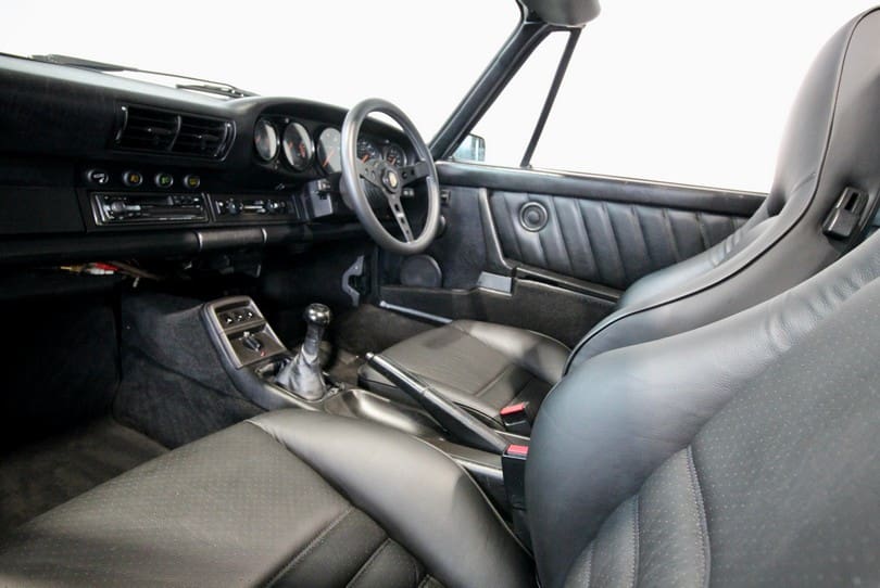 Porsche 964 Targa The Supercar Rooms (23)