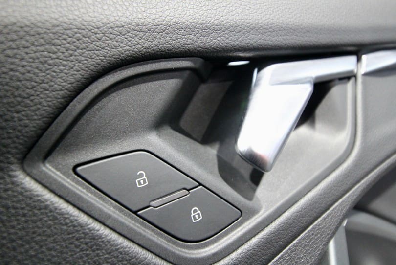 Audi Q3 The Supercar Rooms (21)