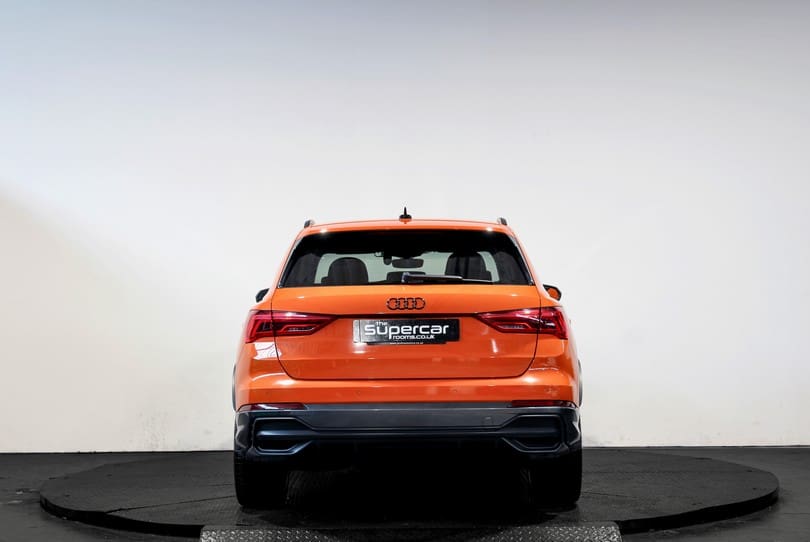 Audi Q3 The Supercar Rooms (4)