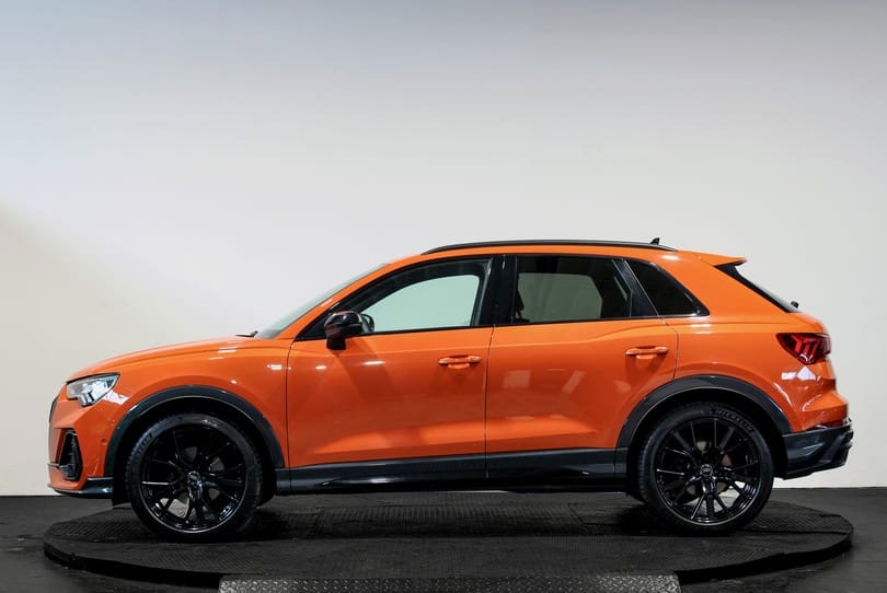 Audi Q3 The Supercar Rooms (6)
