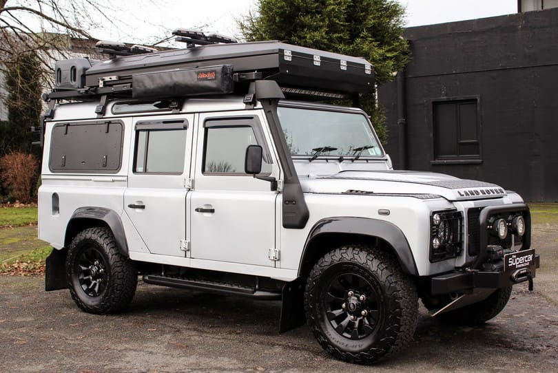 Land Rover Defender 110 The Supercar Rooms (1)