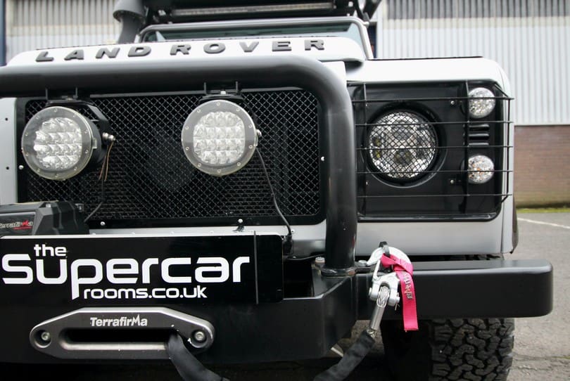 Land Rover Defender 110 The Supercar Rooms (26)