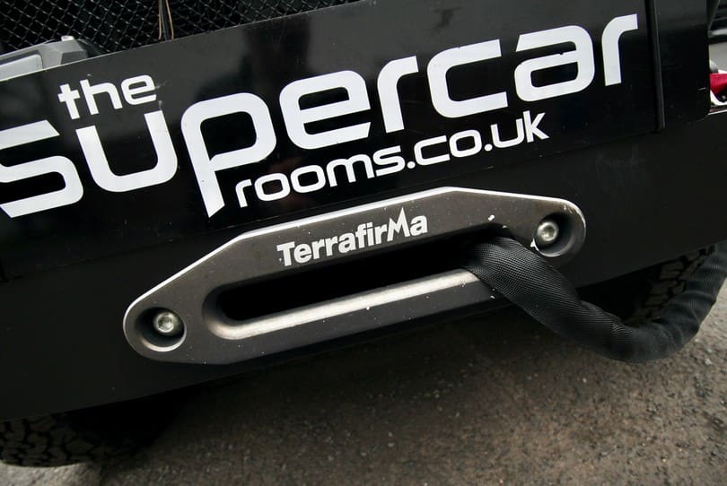 Land Rover Defender 110 The Supercar Rooms (31)