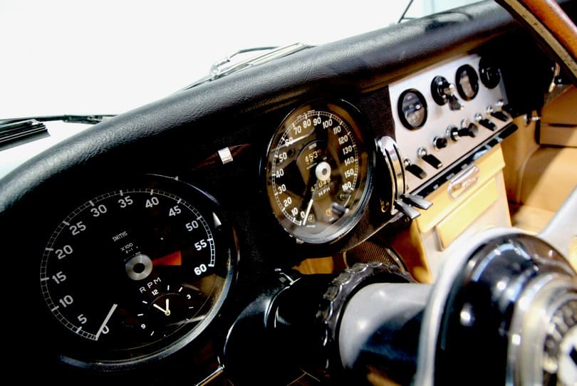 Jaguar E Type Ots The Supercar Rooms (21)