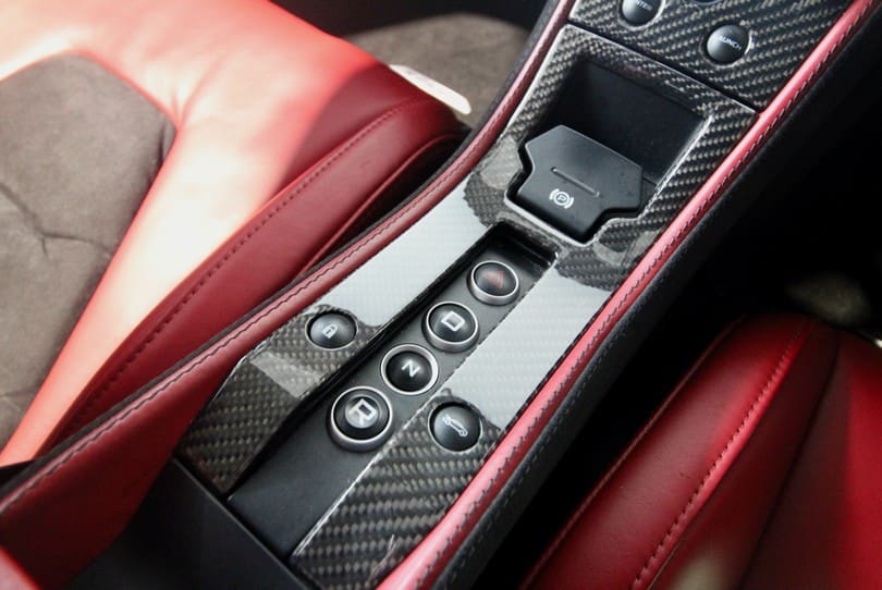 Mclaren Mp4 12c The Supercar Rooms (16)