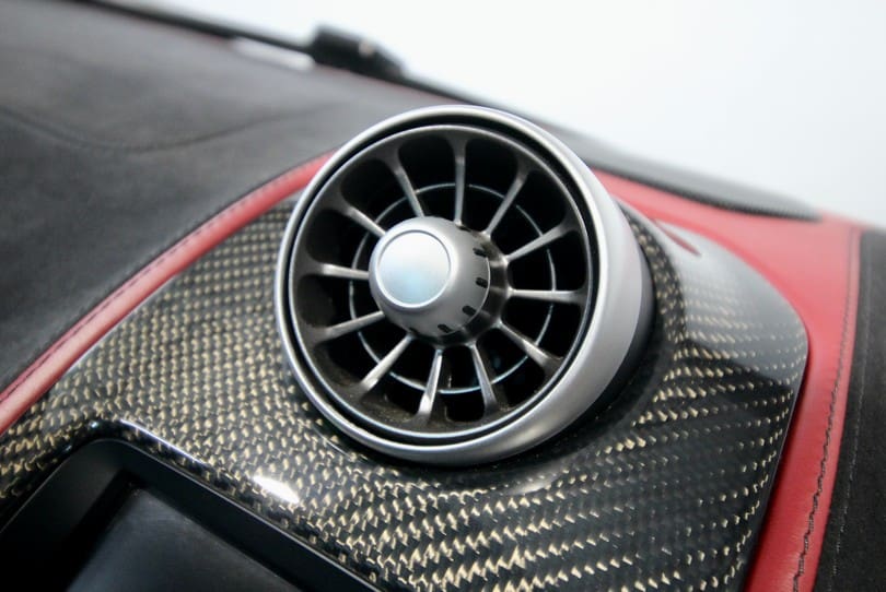 Mclaren Mp4 12c The Supercar Rooms (20)