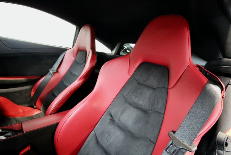 Mclaren Mp4 12c The Supercar Rooms (25)