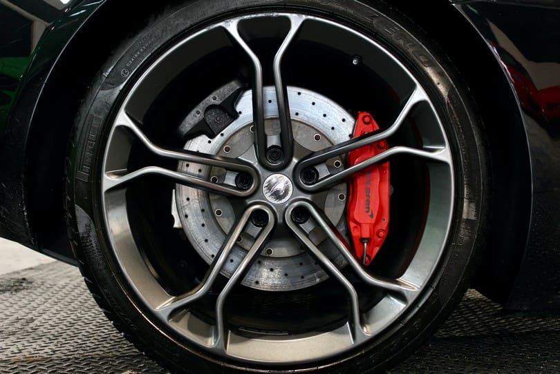 Mclaren Mp4 12c The Supercar Rooms (30)