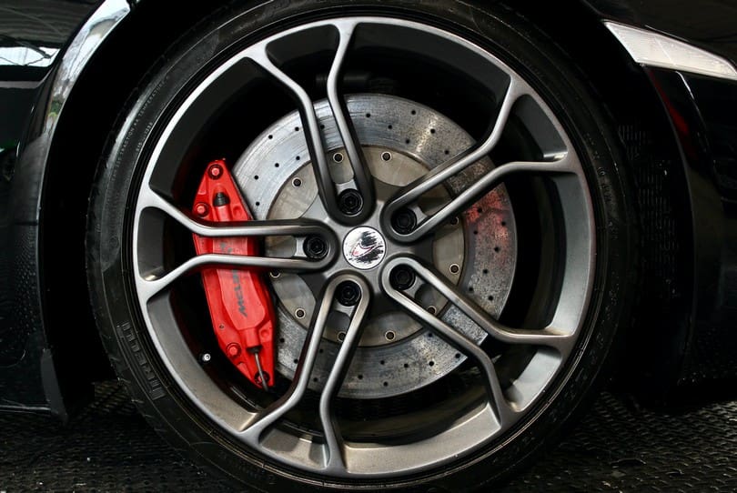 Mclaren Mp4 12c The Supercar Rooms (31)