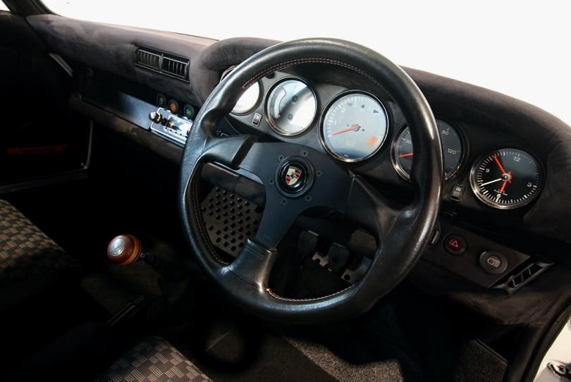 Porsche 911 Rsr Outlaw The Supercar Rooms (17)