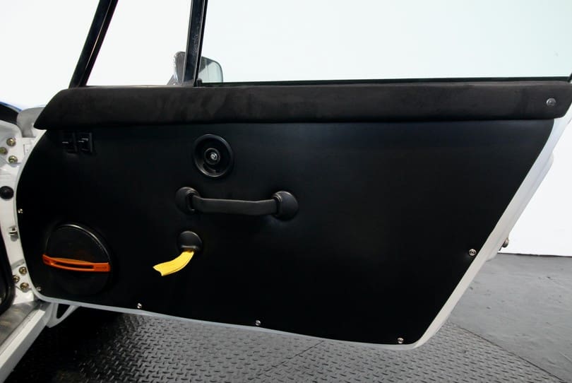 Porsche 911 Rsr Outlaw The Supercar Rooms (18)