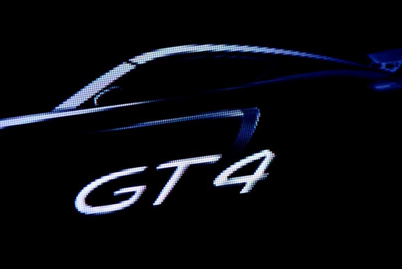 Porsche 718 Cayman Gt4 The Supercar Rooms (26)