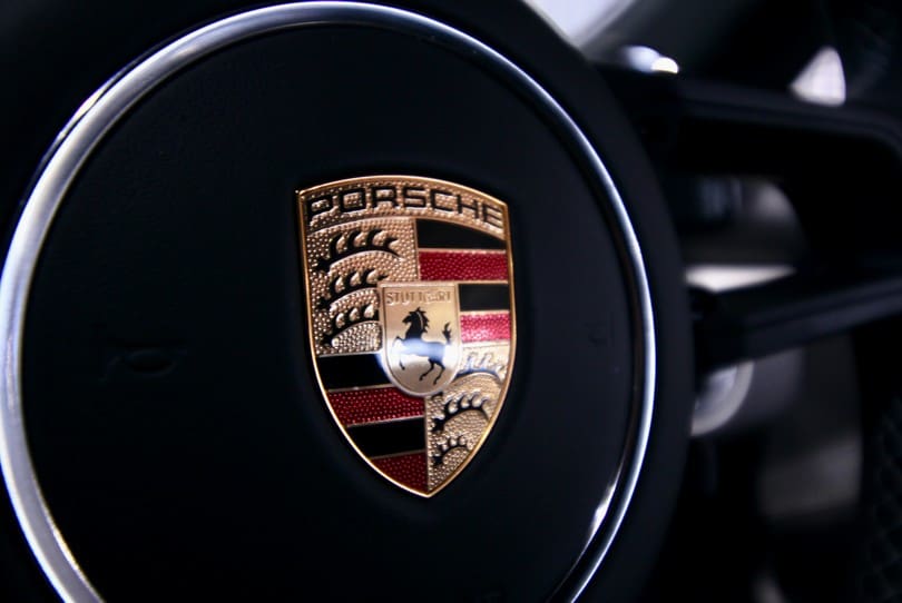 Porsche 718 Cayman Gt4 The Supercar Rooms (27)