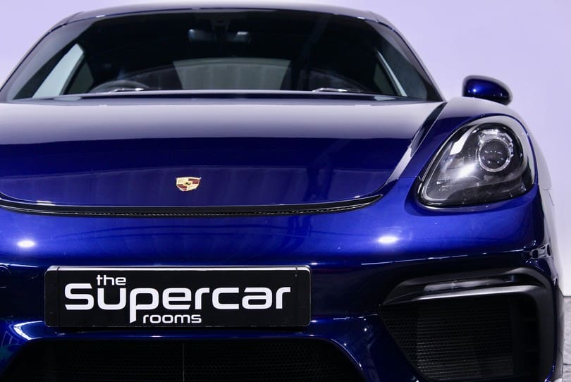 Porsche 718 Cayman Gt4 The Supercar Rooms (40)