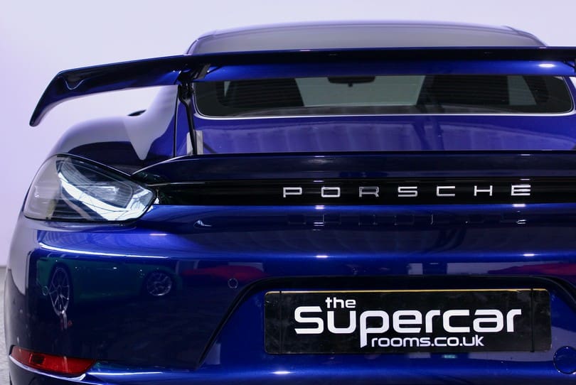 Porsche 718 Cayman Gt4 The Supercar Rooms (41)