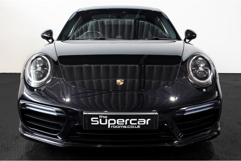 Porsche 991.2 Turbo S The Supercar Rooms (44)