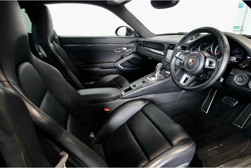 Porsche 991.2 Turbo S The Supercar Rooms (9)