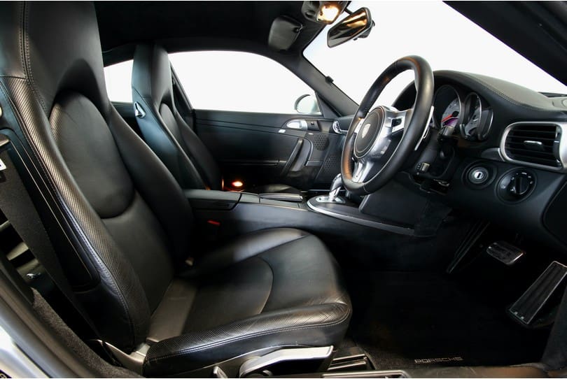 Porsche 997.2 Carrera S The Supercar Rooms (10)