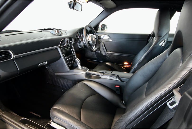 Porsche 997.2 Carrera S The Supercar Rooms (12)