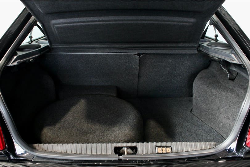 Ford Escort Rs Cosworth The Supercar Rooms (27)