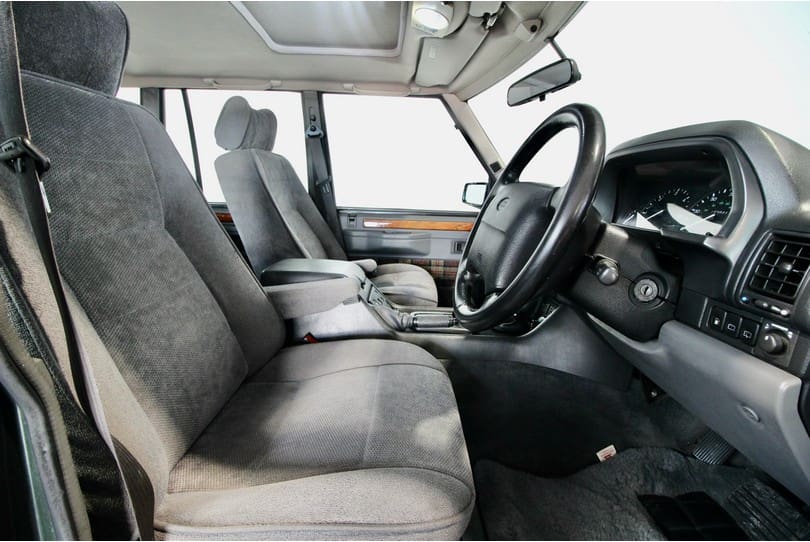 Range Rover Classic The Supercar Rooms (10)