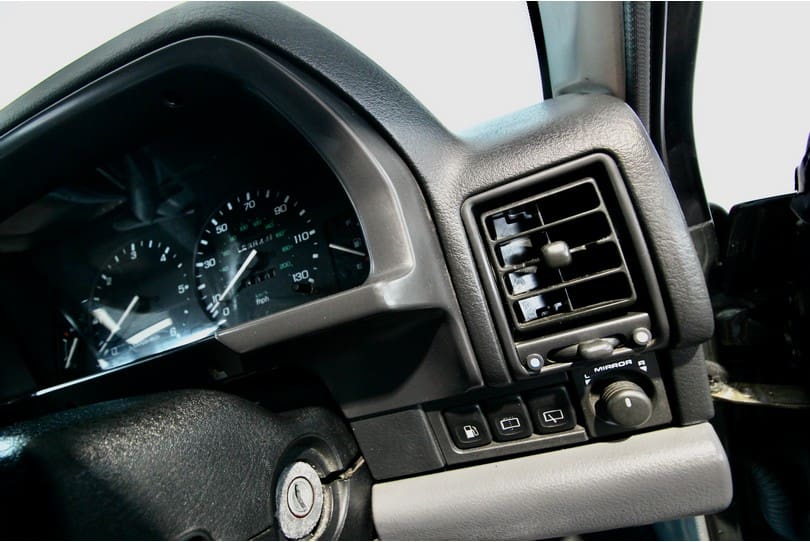 Range Rover Classic The Supercar Rooms (19)