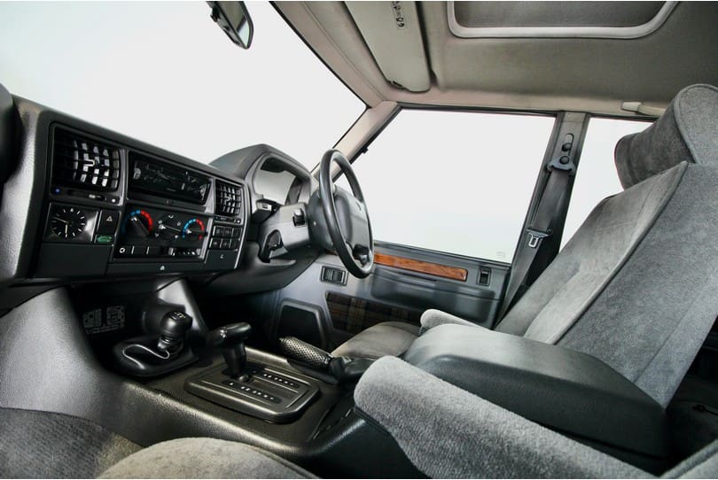 Range Rover Classic The Supercar Rooms (23)