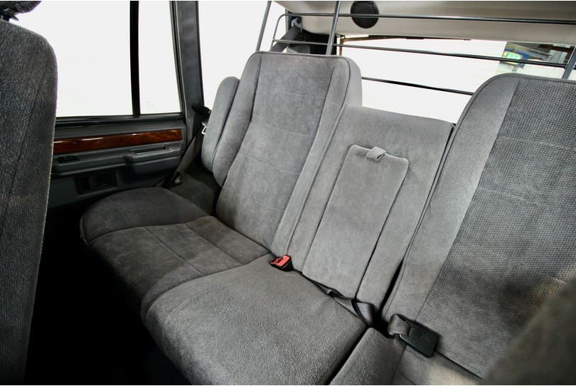 Range Rover Classic The Supercar Rooms (26)