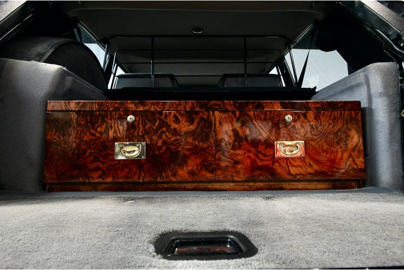 Range Rover Classic The Supercar Rooms (35)