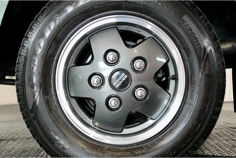 Range Rover Classic The Supercar Rooms (39)