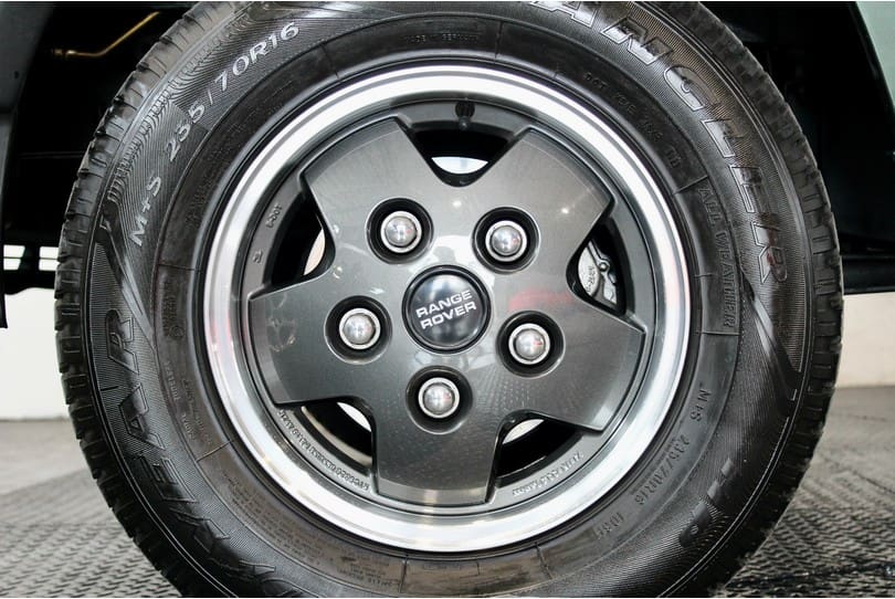 Range Rover Classic The Supercar Rooms (40)