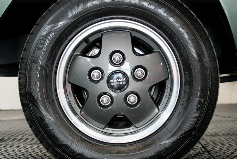 Range Rover Classic The Supercar Rooms (41)