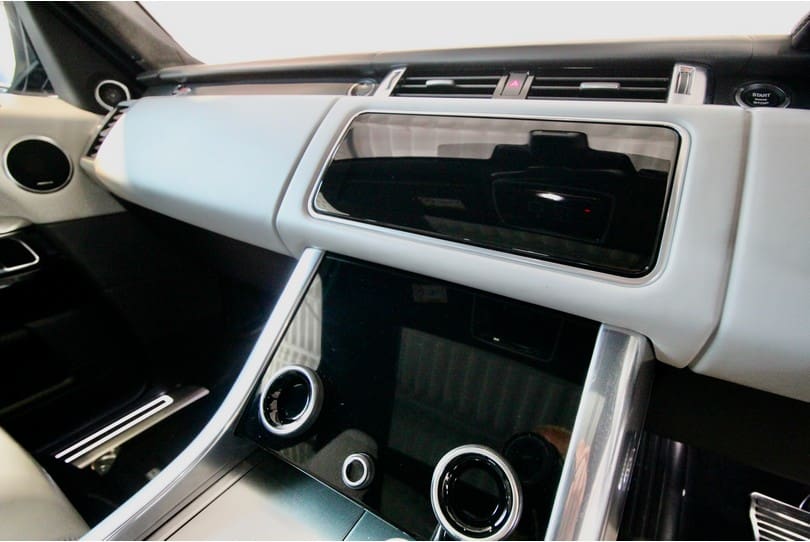Range Rover Sport Svr The Supercar Rooms (15)