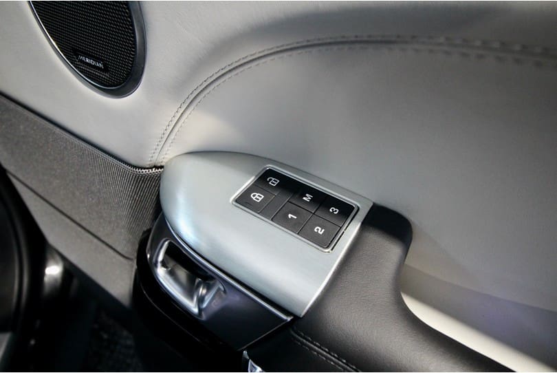 Range Rover Sport Svr The Supercar Rooms (21)