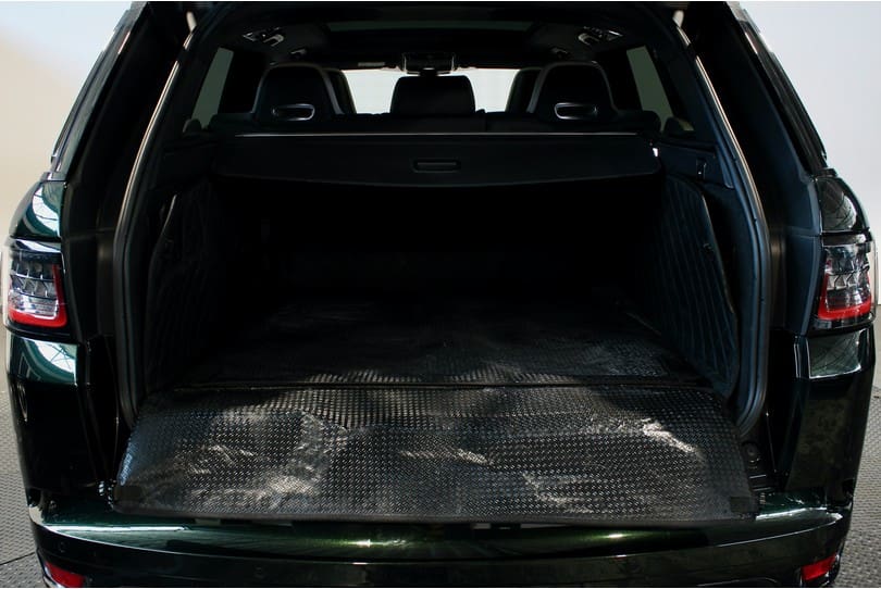 Range Rover Sport Svr The Supercar Rooms (29)