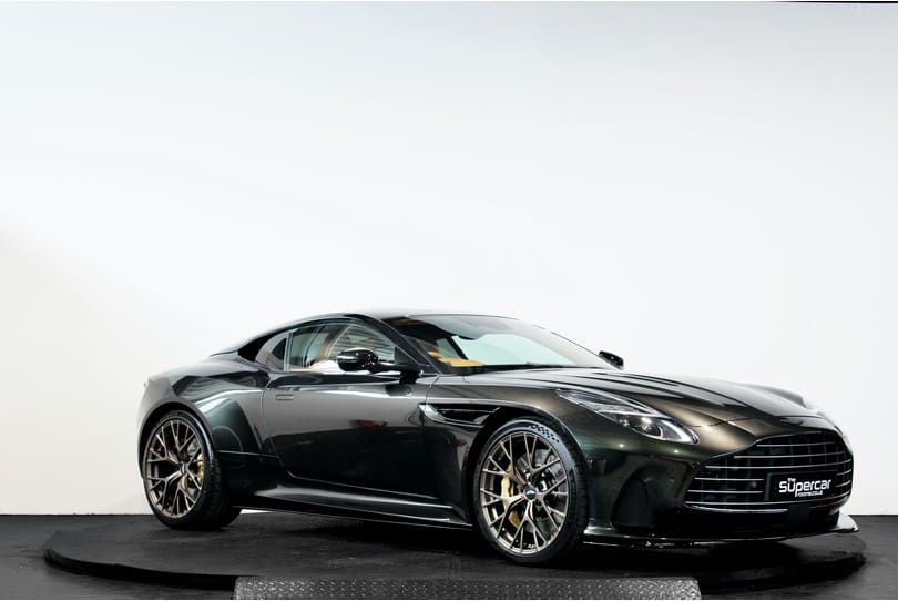 Aston Martin Db12 The Supercar Rooms (1)