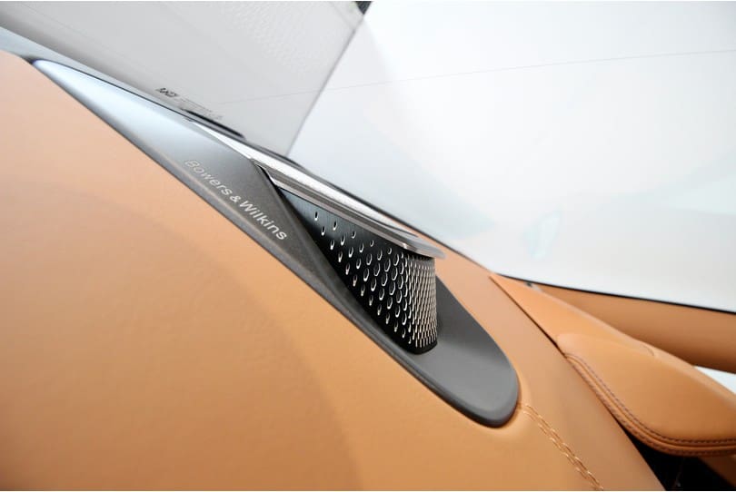 Aston Martin Db12 The Supercar Rooms (29)